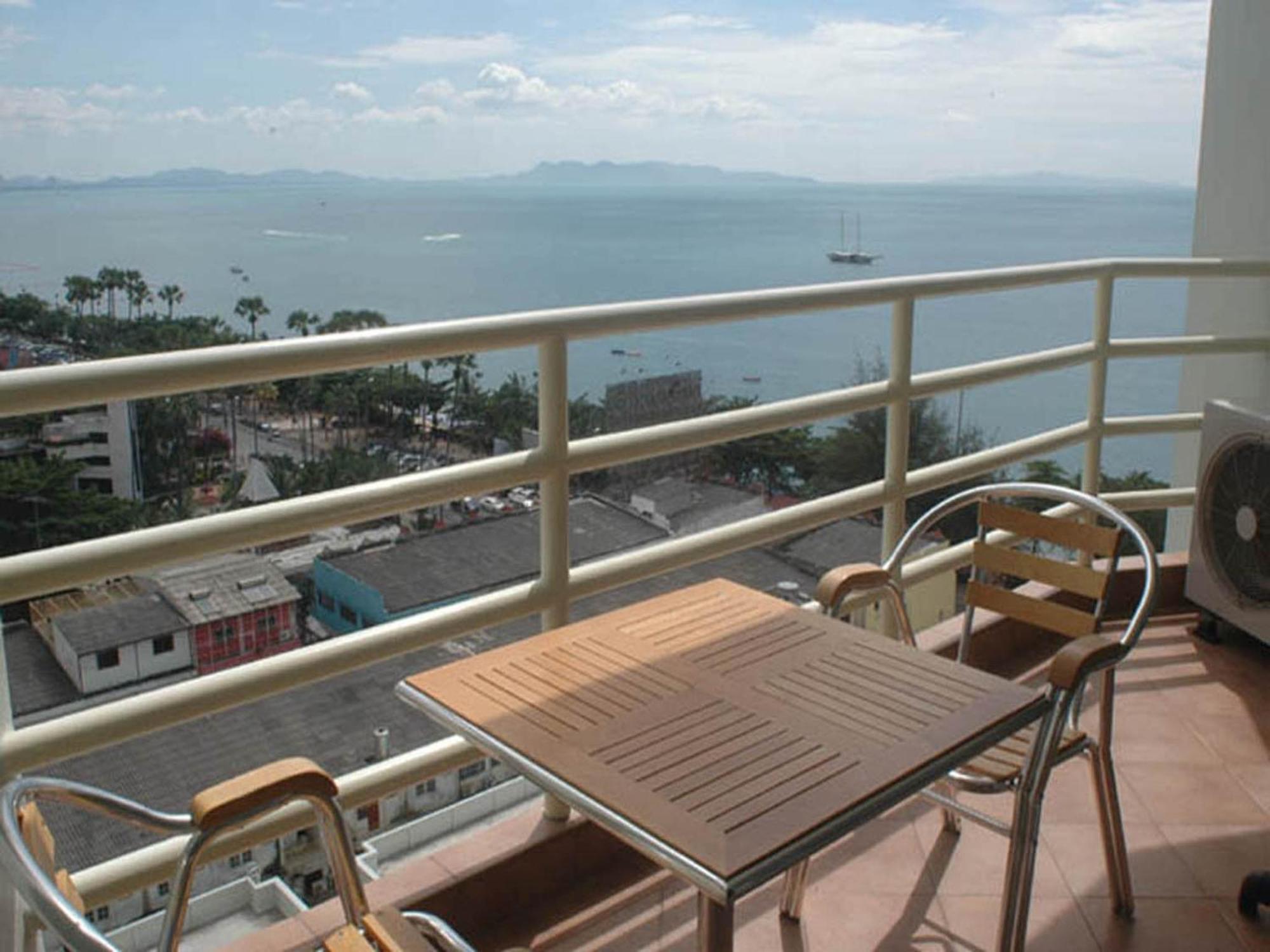 Apartments At View Talay Pattaya Quarto foto