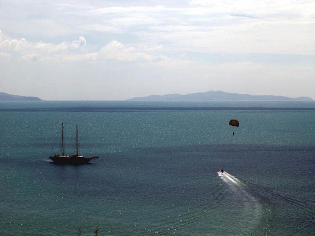 Apartments At View Talay Pattaya Exterior foto